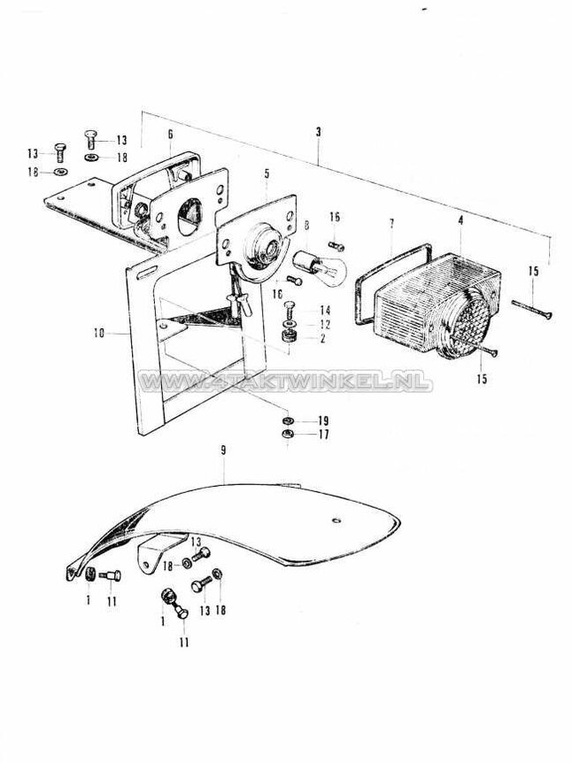 F12-2 - Achterlicht - Achterspatbord (Engeland & Algemeen)