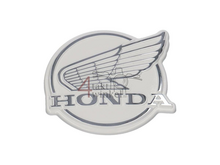 Beenkap embleem C50 NT, oude stijl, origineel Honda